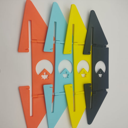 Guzzawan Puzzle Stand